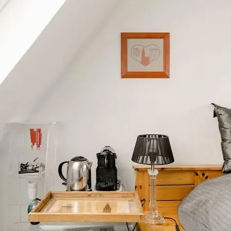 Guest house Place De L'etoile 3*